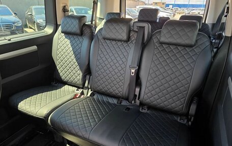 Peugeot Traveller I, 2021 год, 2 450 000 рублей, 18 фотография