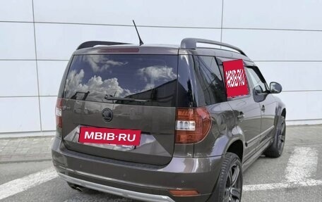Skoda Yeti I рестайлинг, 2014 год, 1 099 000 рублей, 6 фотография