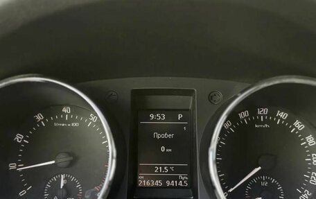 Skoda Yeti I рестайлинг, 2014 год, 1 099 000 рублей, 16 фотография