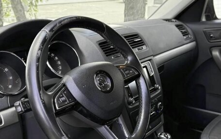 Skoda Yeti I рестайлинг, 2014 год, 1 099 000 рублей, 13 фотография