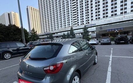 SEAT Ibiza IV рестайлинг 2, 2012 год, 700 000 рублей, 11 фотография