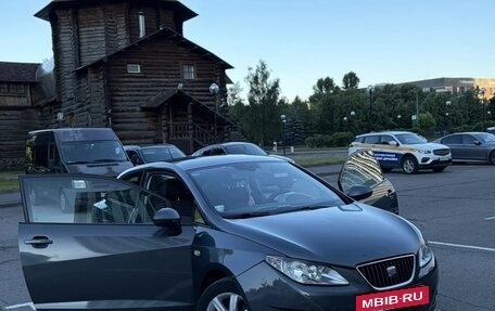 SEAT Ibiza IV рестайлинг 2, 2012 год, 700 000 рублей, 8 фотография