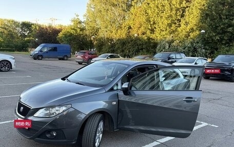 SEAT Ibiza IV рестайлинг 2, 2012 год, 700 000 рублей, 4 фотография