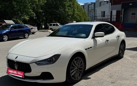Maserati Ghibli, 2015 год, 2 800 000 рублей, 3 фотография