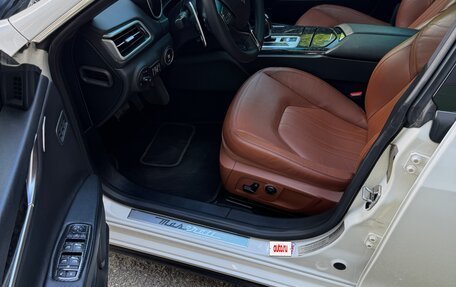 Maserati Ghibli, 2015 год, 2 800 000 рублей, 13 фотография