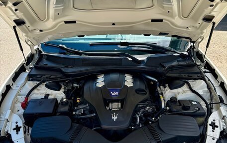 Maserati Ghibli, 2015 год, 2 800 000 рублей, 15 фотография