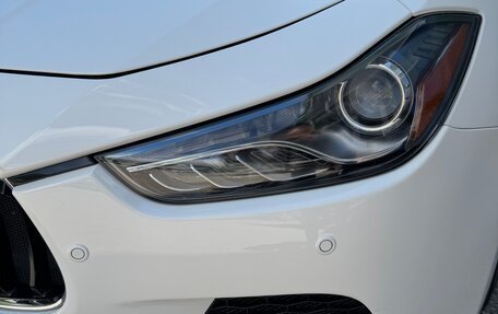 Maserati Ghibli, 2015 год, 2 800 000 рублей, 21 фотография
