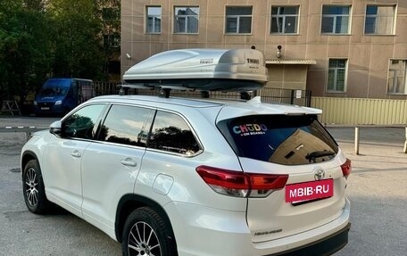 Toyota Highlander III, 2017 год, 3 450 000 рублей, 6 фотография