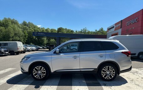 Mitsubishi Outlander III рестайлинг 3, 2018 год, 2 130 000 рублей, 4 фотография
