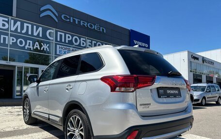 Mitsubishi Outlander III рестайлинг 3, 2018 год, 2 130 000 рублей, 5 фотография