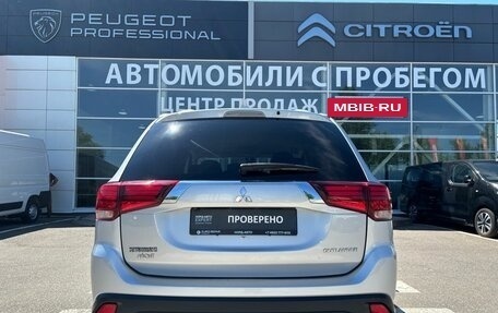 Mitsubishi Outlander III рестайлинг 3, 2018 год, 2 130 000 рублей, 6 фотография