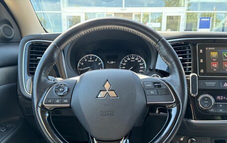 Mitsubishi Outlander III рестайлинг 3, 2018 год, 2 130 000 рублей, 20 фотография