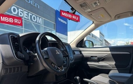 Mitsubishi Outlander III рестайлинг 3, 2018 год, 2 130 000 рублей, 18 фотография