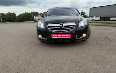 Opel Insignia II рестайлинг, 2011 год, 1 100 000 рублей, 1 фотография