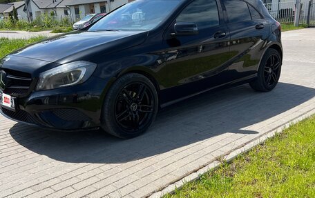 Mercedes-Benz A-Класс, 2014 год, 1 260 000 рублей, 5 фотография