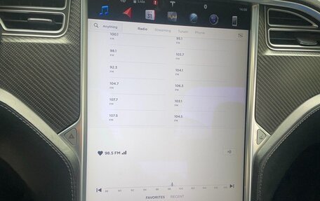 Tesla Model X I, 2017 год, 330 000 рублей, 18 фотография