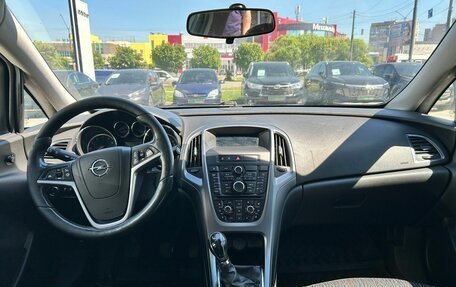 Opel Astra J, 2014 год, 765 000 рублей, 11 фотография