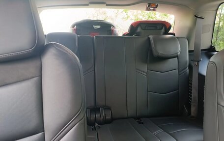 Cadillac Escalade IV, 2016 год, 4 700 000 рублей, 16 фотография