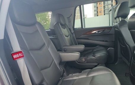 Cadillac Escalade IV, 2016 год, 4 700 000 рублей, 15 фотография