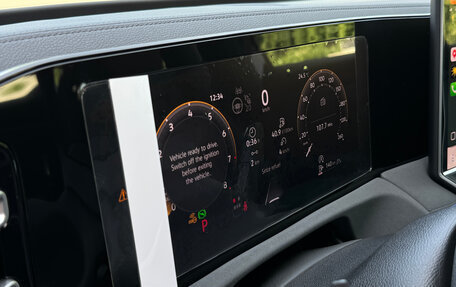 Volkswagen Tiguan, 2026 год, 4 600 000 рублей, 23 фотография
