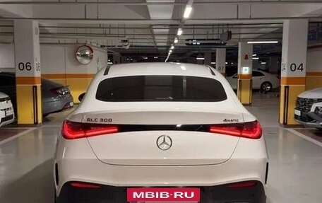 Mercedes-Benz GLC, 2024 год, 7 200 000 рублей, 4 фотография