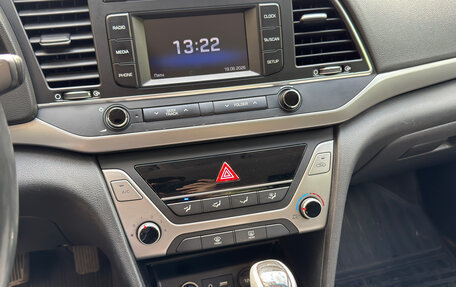 Hyundai Elantra VI рестайлинг, 2017 год, 1 650 000 рублей, 14 фотография
