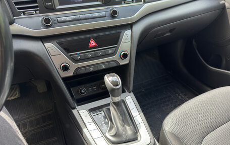 Hyundai Elantra VI рестайлинг, 2017 год, 1 650 000 рублей, 15 фотография