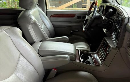 Cadillac Escalade II, 2005 год, 1 000 000 рублей, 3 фотография