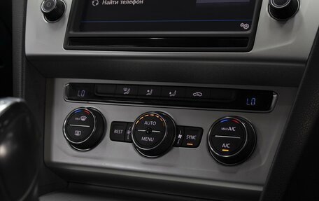 Volkswagen Passat B8 рестайлинг, 2015 год, 1 370 000 рублей, 15 фотография