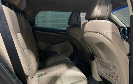 Hyundai Tucson III, 2016 год, 2 140 000 рублей, 11 фотография