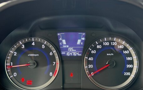Hyundai Solaris II рестайлинг, 2013 год, 770 000 рублей, 17 фотография