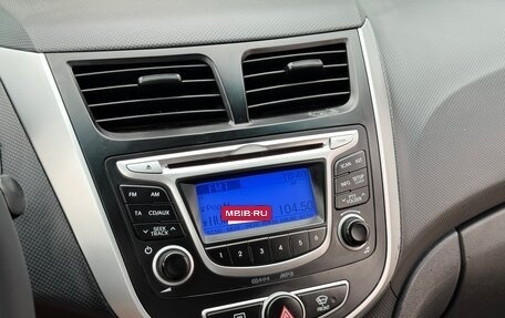 Hyundai Solaris II рестайлинг, 2013 год, 770 000 рублей, 16 фотография