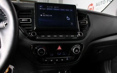 Hyundai Solaris II рестайлинг, 2021 год, 1 570 000 рублей, 10 фотография