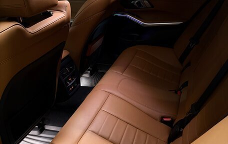 BMW 3 серия, 2019 год, 3 450 000 рублей, 13 фотография