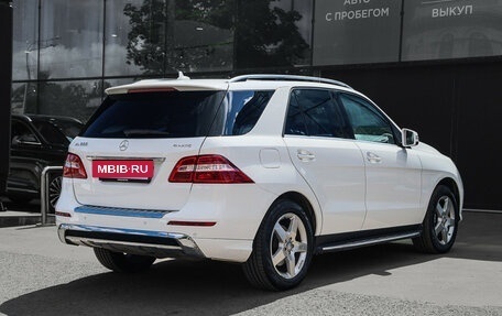 Mercedes-Benz M-Класс, 2014 год, 2 400 000 рублей, 4 фотография