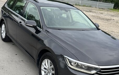 Volkswagen Passat B8 рестайлинг, 2017 год, 1 702 000 рублей, 1 фотография