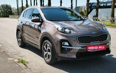 KIA Sportage IV рестайлинг, 2020 год, 2 499 000 рублей, 4 фотография