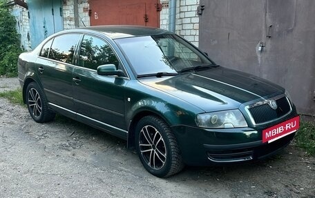 Skoda Superb III рестайлинг, 2006 год, 450 000 рублей, 3 фотография
