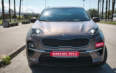 KIA Sportage IV рестайлинг, 2020 год, 2 499 000 рублей, 21 фотография