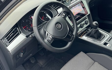 Volkswagen Passat B8 рестайлинг, 2017 год, 1 702 000 рублей, 6 фотография