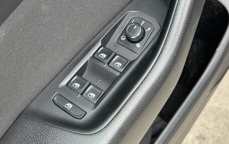 Volkswagen Passat B8 рестайлинг, 2017 год, 1 702 000 рублей, 18 фотография