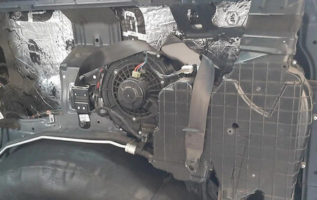 Hyundai H-1 II рестайлинг, 2010 год, 1 600 000 рублей, 12 фотография