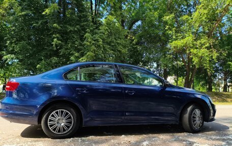 Volkswagen Jetta VI, 2015 год, 905 000 рублей, 3 фотография
