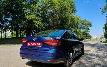 Volkswagen Jetta VI, 2015 год, 905 000 рублей, 4 фотография