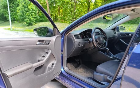 Volkswagen Jetta VI, 2015 год, 905 000 рублей, 12 фотография