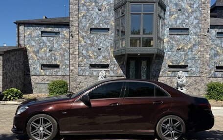 Mercedes-Benz E-Класс, 2010 год, 1 600 000 рублей, 8 фотография
