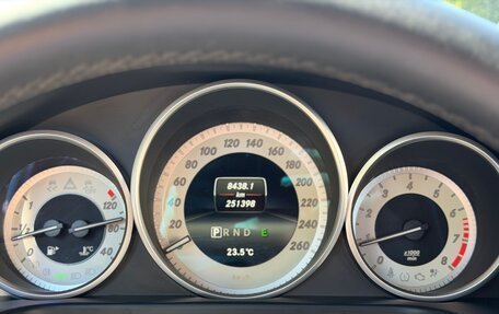 Mercedes-Benz E-Класс, 2010 год, 1 600 000 рублей, 12 фотография