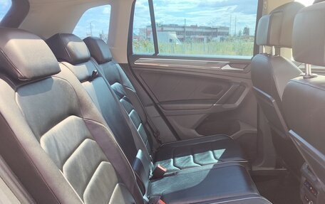 Volkswagen Tiguan II, 2017 год, 2 750 000 рублей, 19 фотография