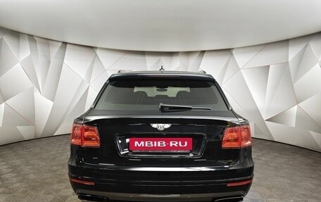 Bentley Bentayga I, 2017 год, 8 900 000 рублей, 8 фотография