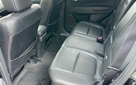 Mitsubishi Outlander III рестайлинг 3, 2012 год, 1 250 000 рублей, 13 фотография